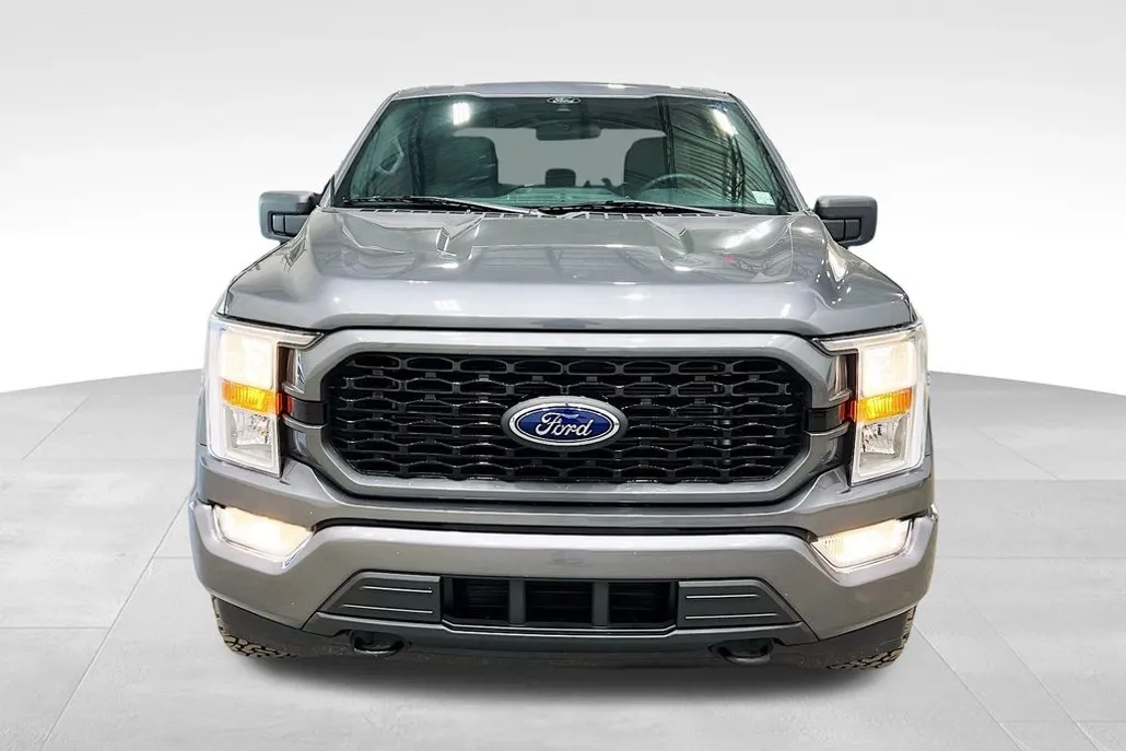 2021 Ford F-150 XL photo 1