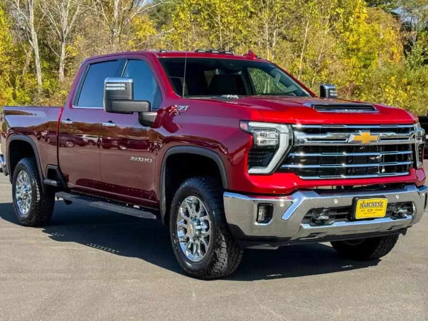 2024 Chevrolet Silverado 3500HD LTZ photo 1