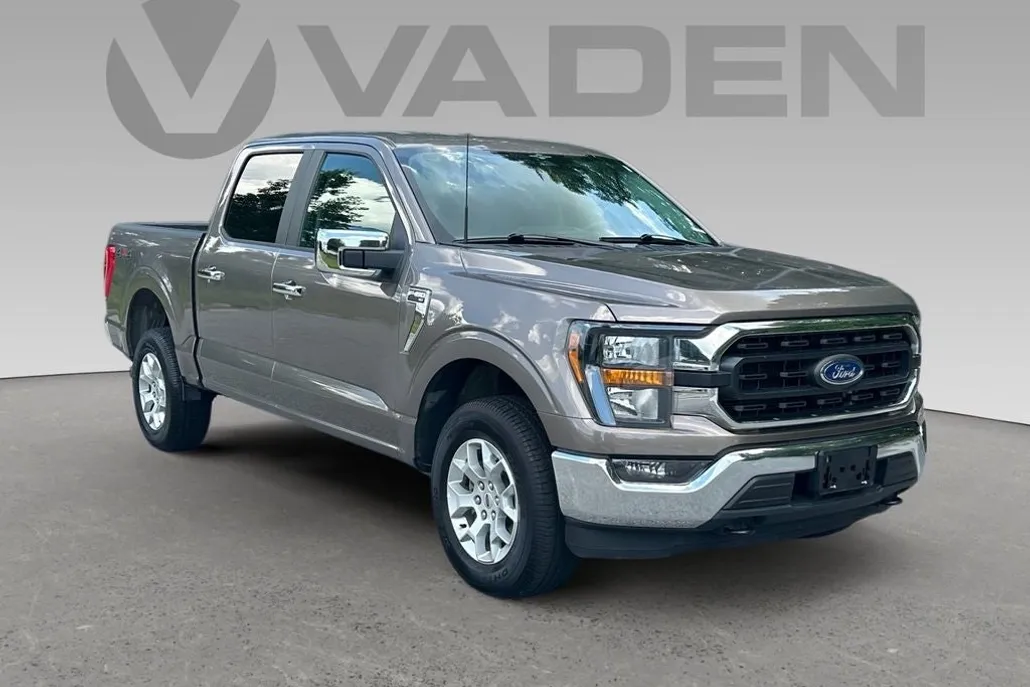 2023 Ford F-150 XLT photo 1