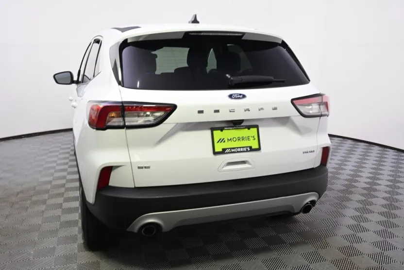 2022 Ford Escape SE photo 1