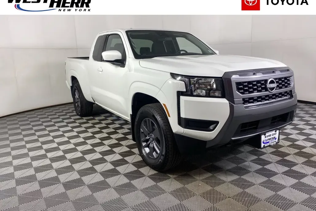 2025 Nissan Frontier SV photo 1