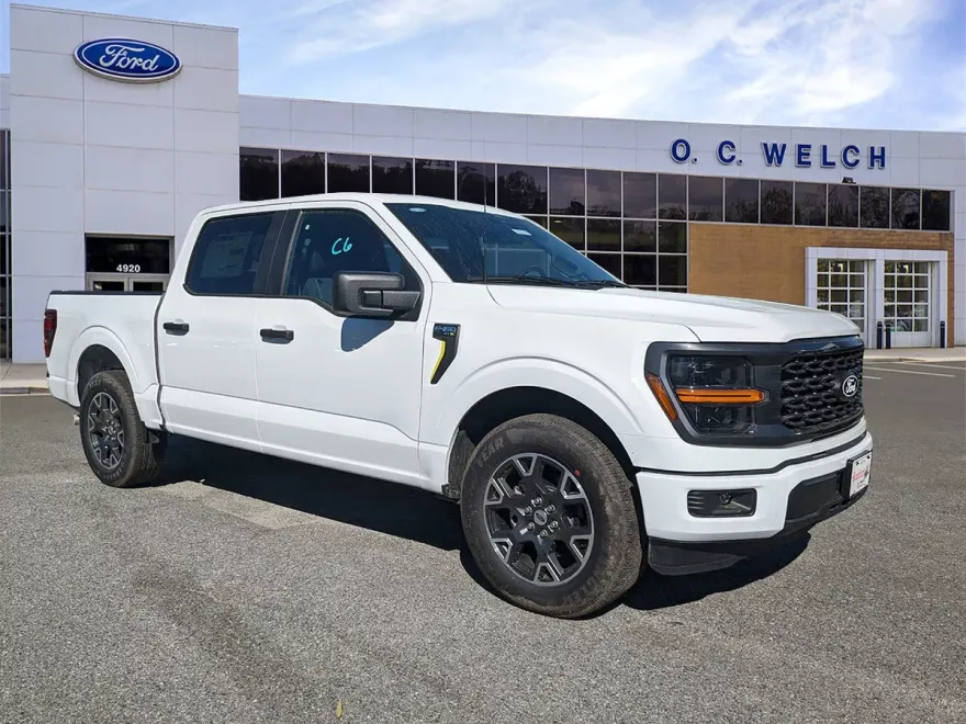 2025 Ford F-150 STX photo 1