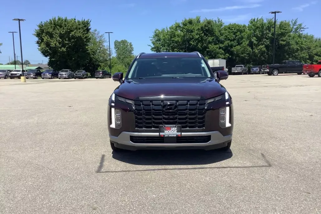 2024 Hyundai Palisade Limited photo 1