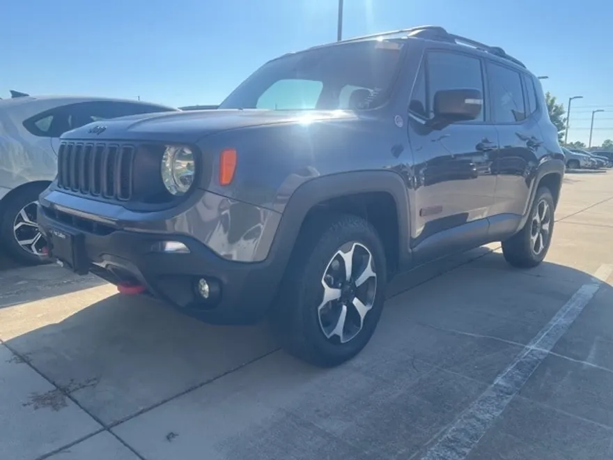 2019 Jeep Renegade Trailhawk photo 1