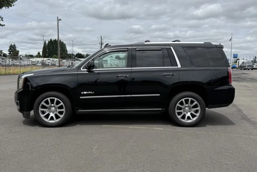 2020 Gmc Yukon Denali photo 1