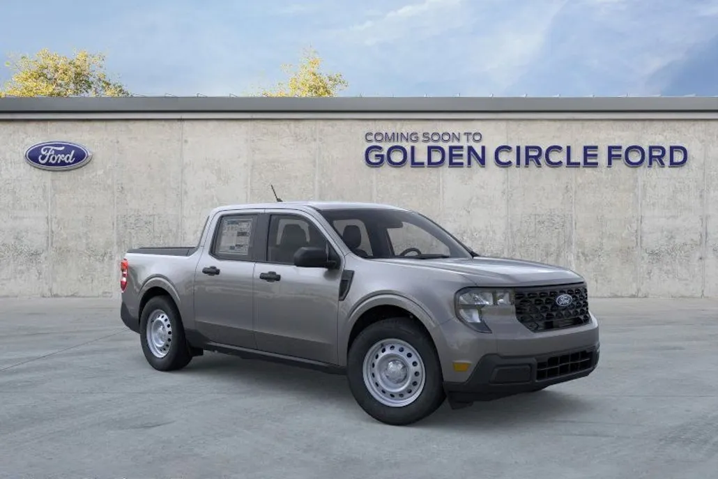 2025 Ford Maverick XL photo 1
