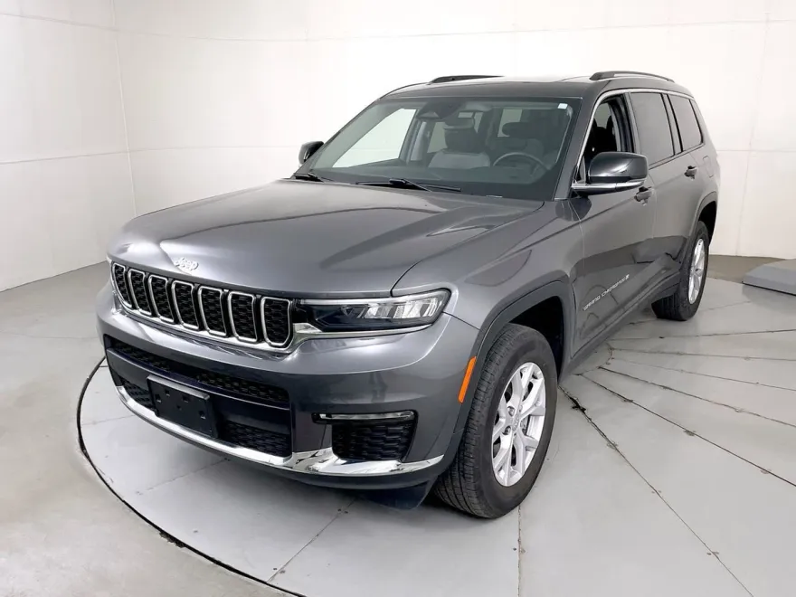 2022 Jeep Grand Cherokee Limited photo 1