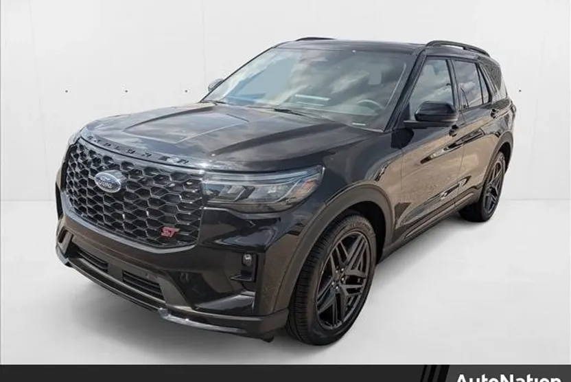 2025 Ford Explorer ST photo 1