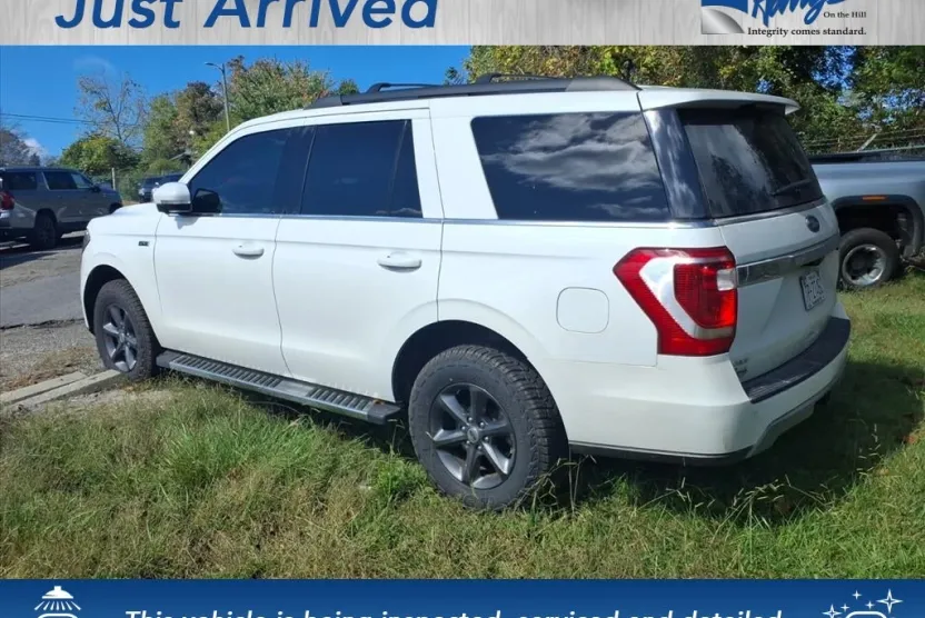 2020 Ford Expedition XLT photo 1