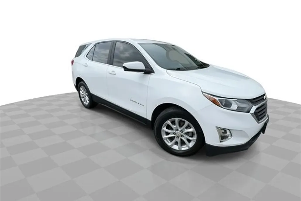 2021 Chevrolet Equinox LT photo 1
