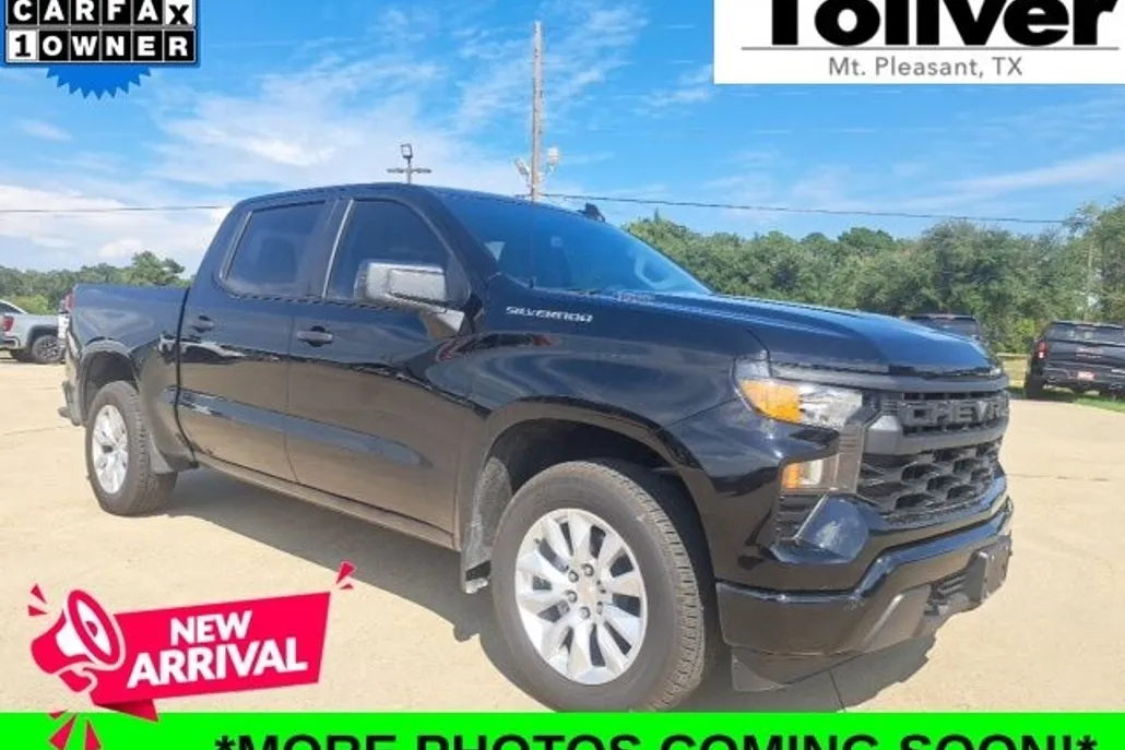 2025 Chevrolet Silverado 1500 Custom photo 1