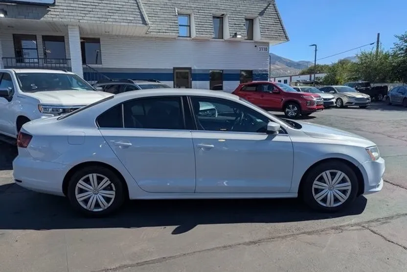 2017 Volkswagen Jetta 1.4T S photo 1