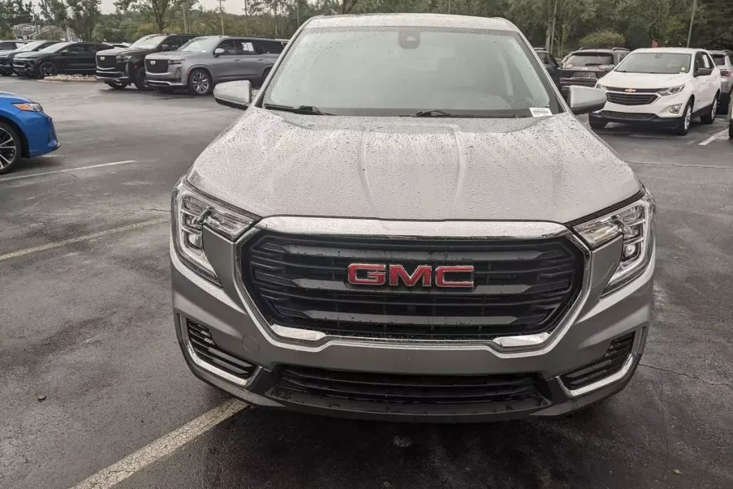 2024 Gmc Terrain SLE photo 1