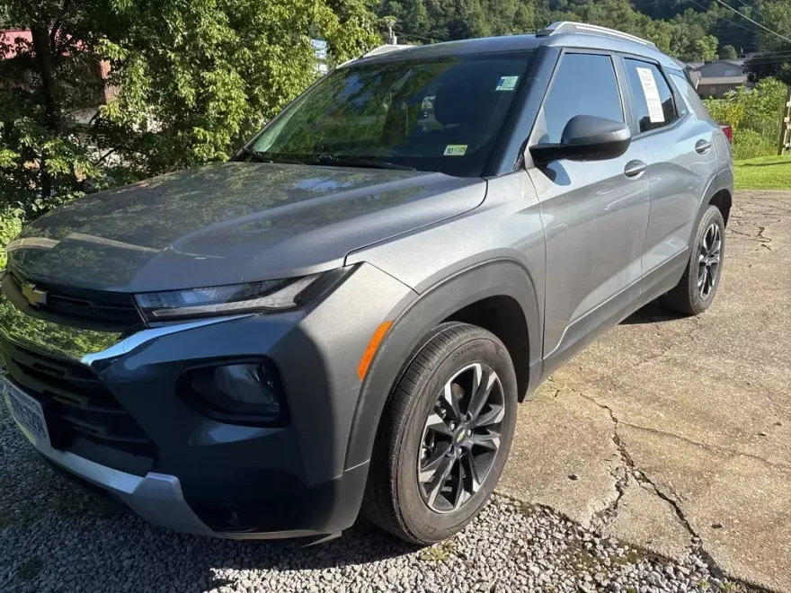 2022 Chevrolet Trailblazer LT photo 1