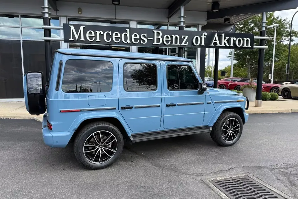 2025 Mercedes Benz G 550 photo 1