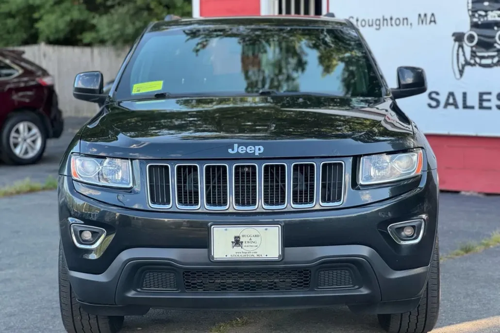 2014 Jeep Grand Cherokee Laredo E Sport photo 1