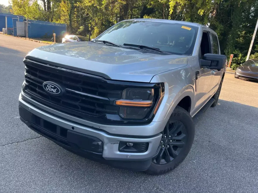 2024 Ford F-150 XLT photo 1