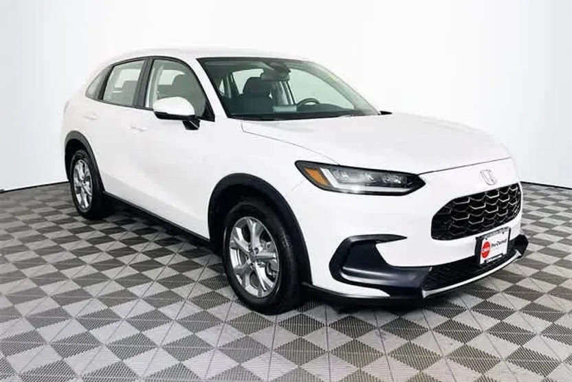 2025 Honda HR-V LX photo 1