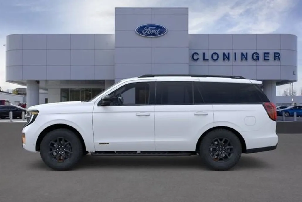 2025 Ford Expedition photo 1