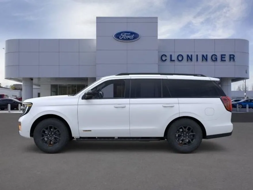 2025 Ford Expedition photo 1
