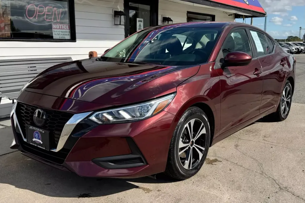 2021 Nissan Sentra SV photo 1