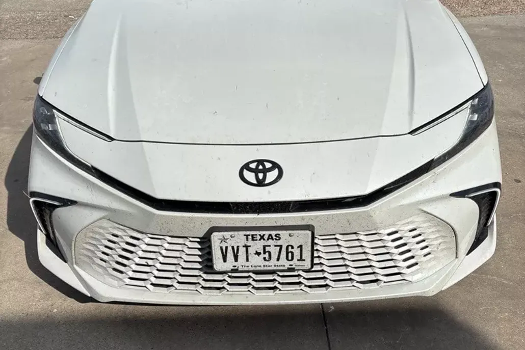 2025 Toyota Camry XSE photo 1