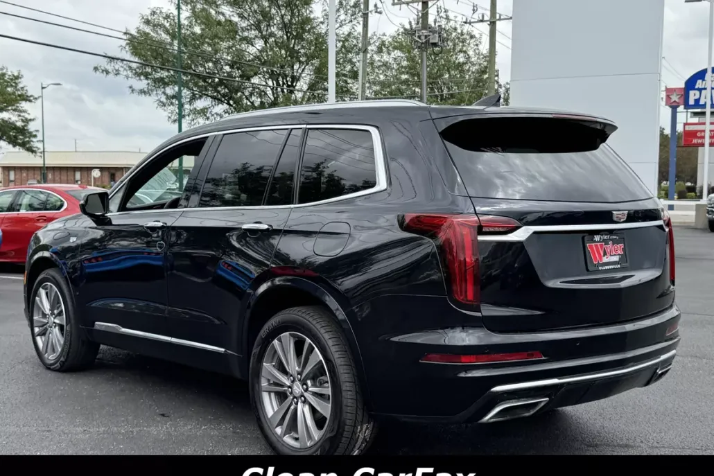 2022 Cadillac XT6 Premium Luxury photo 1