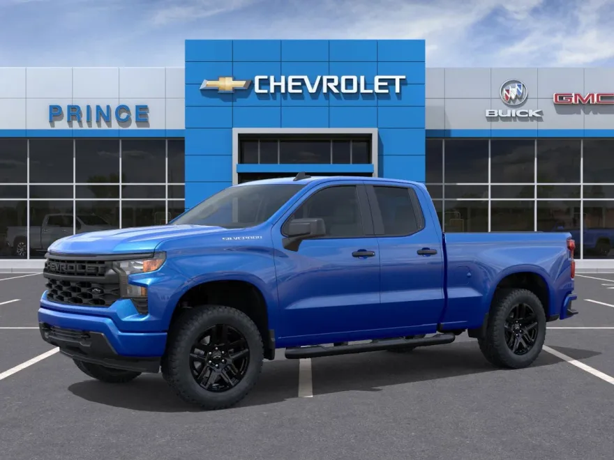 2026 Chevrolet Silverado Custom photo 1