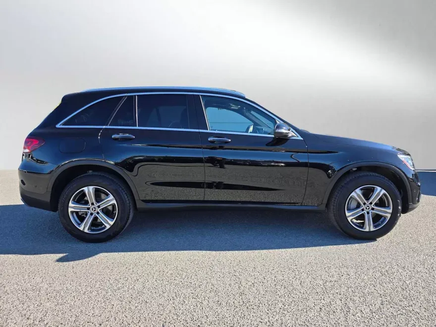2022 Mercedes Benz GLC 300 4MATIC photo 1