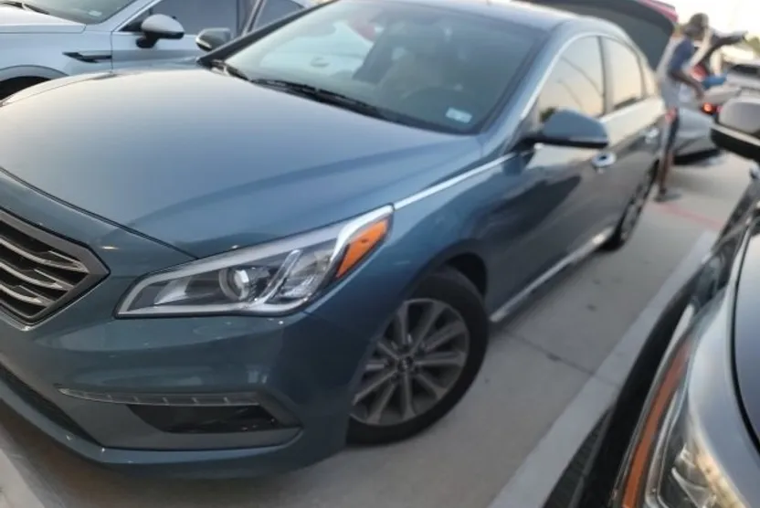 2017 Hyundai Sonata Limited photo 1