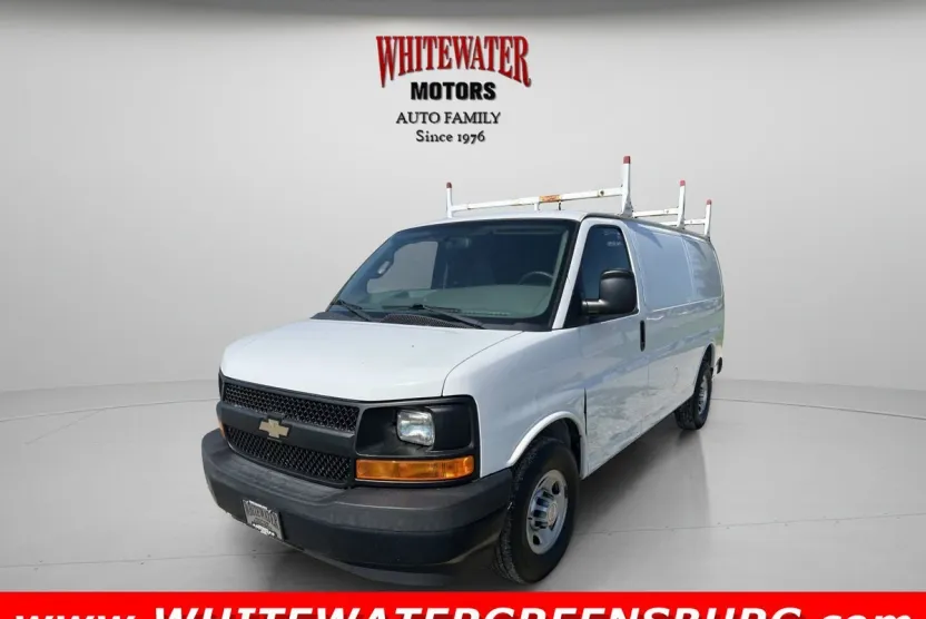 2017 Chevrolet Express Cargo Van 2500 photo 1