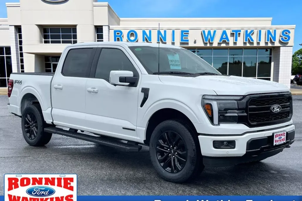 2025 Ford F-150 Lariat photo 1