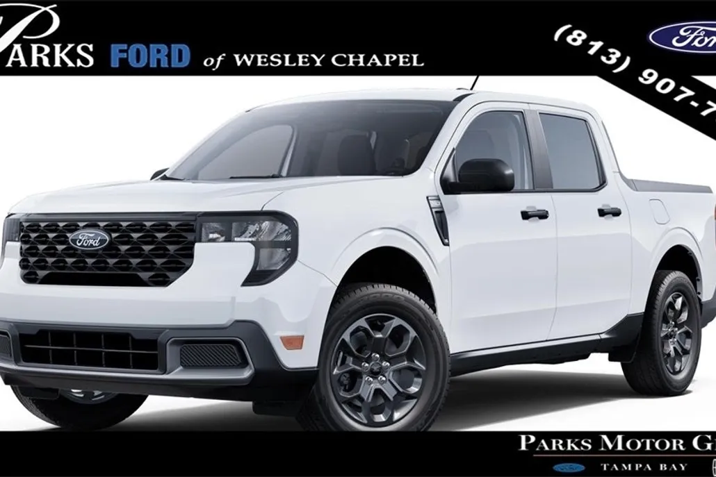 2025 Ford Maverick XLT photo 1