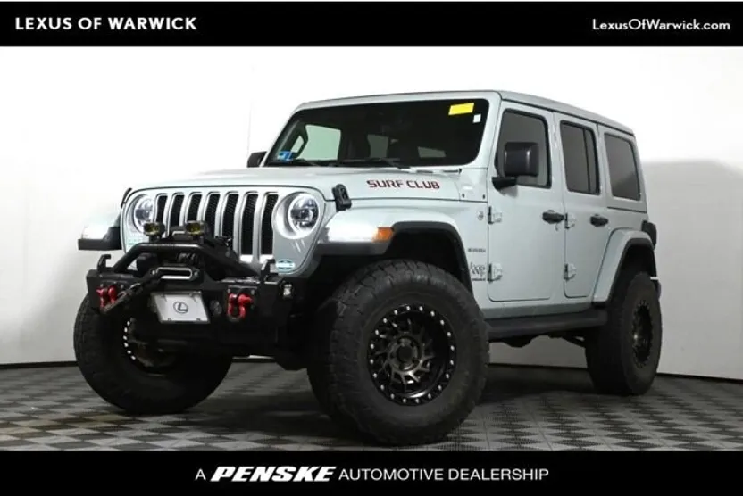 2023 Jeep Wrangler Sahara photo 1