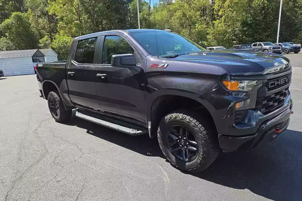 2024 Chevrolet Silverado 1500 Custom Trail Boss photo 1