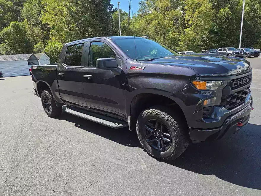 2024 Chevrolet Silverado 1500 Custom Trail Boss photo 1