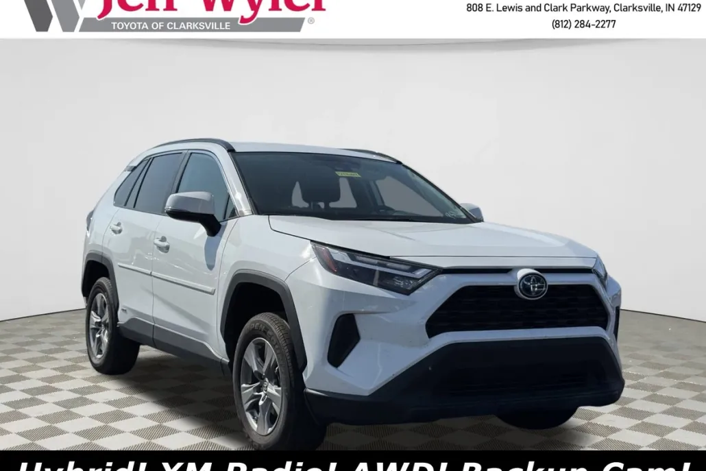 2024 Toyota RAV4 Hybrid LE photo 1