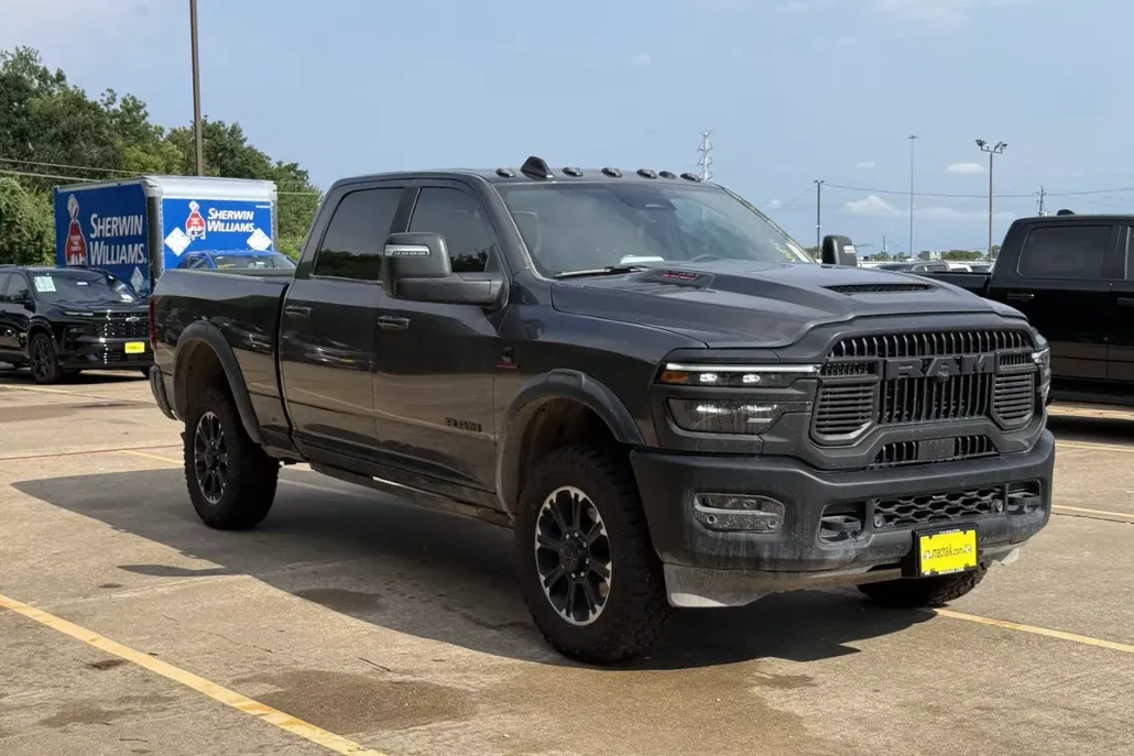 2025 Ram 2500 LE photo 1