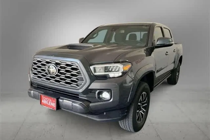 2021 Toyota Tacoma TRD Sport photo 1
