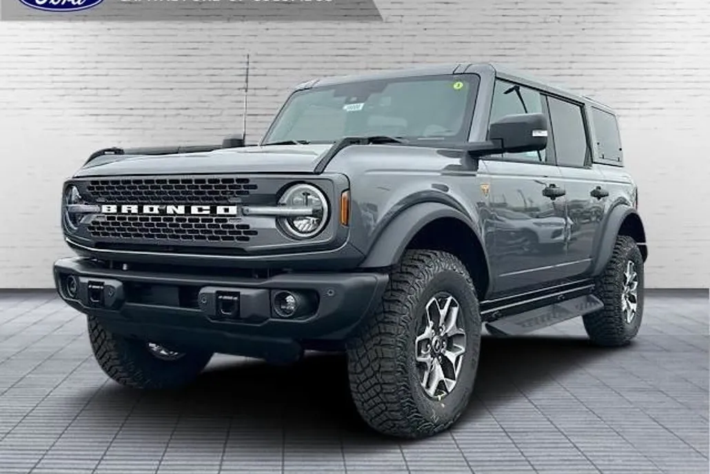 2025 Ford Bronco Badlands photo 1