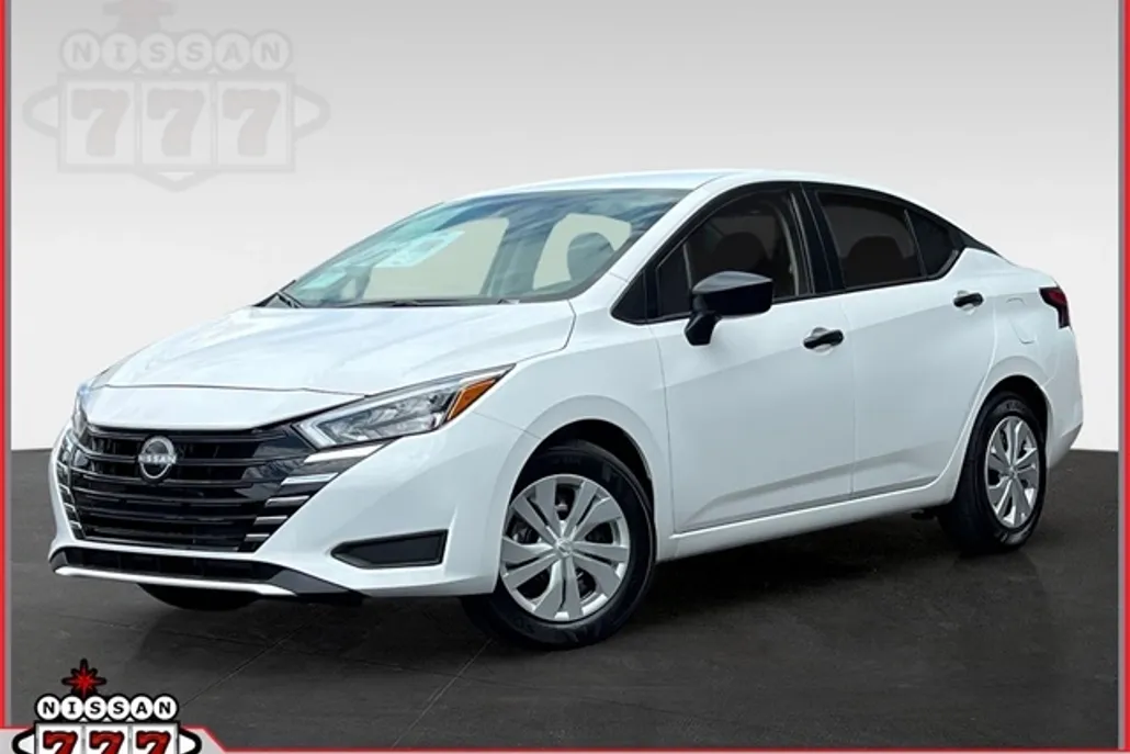 2025 Nissan Versa 1.6 S photo 1