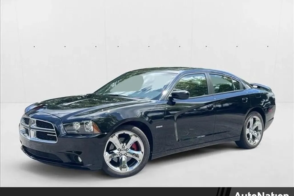 2012 Dodge Charger R/T Plus photo 1