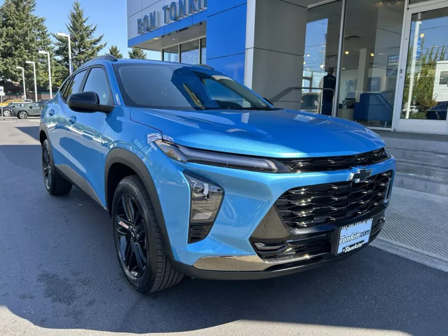 2025 Chevrolet Trax ACTIV photo 1