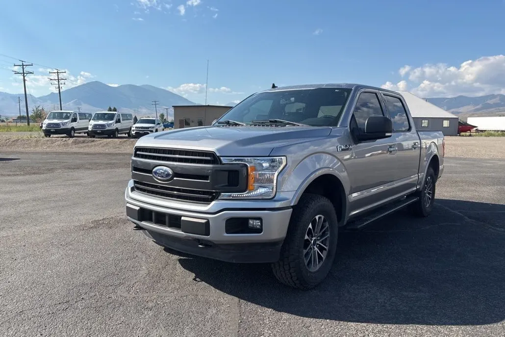 2020 Ford F-150 XLT photo 1