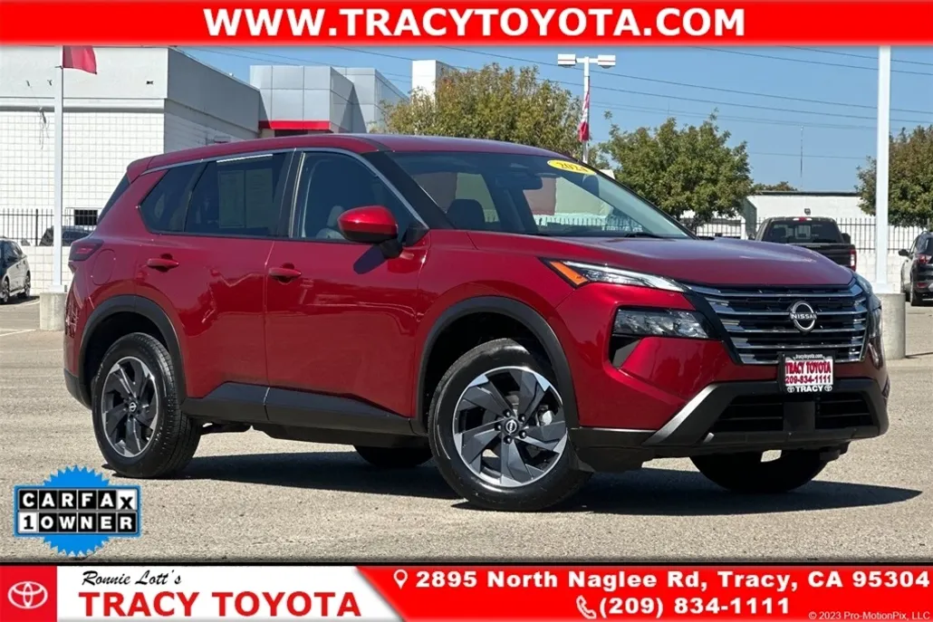 2024 Nissan Rogue SV photo 1