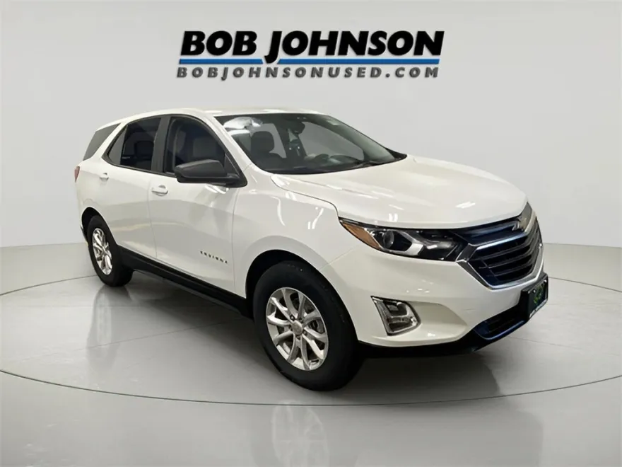 2020 Chevrolet Equinox LS photo 1