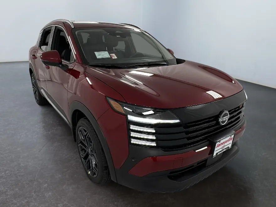 2025 Nissan Kicks SR photo 1