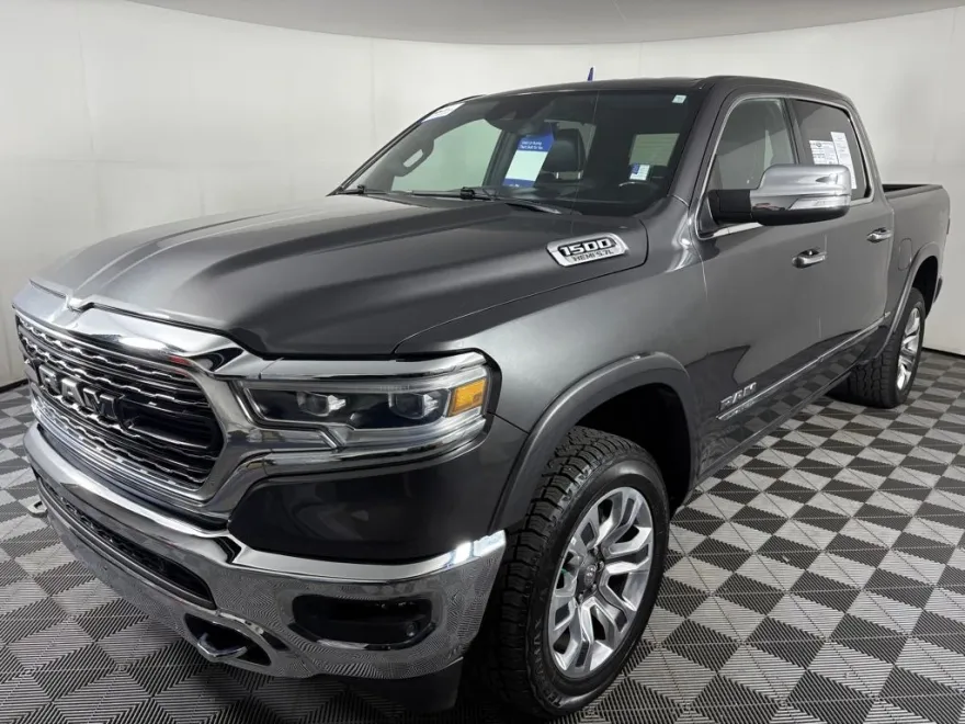 2022 Ram 1500 Limited photo 1