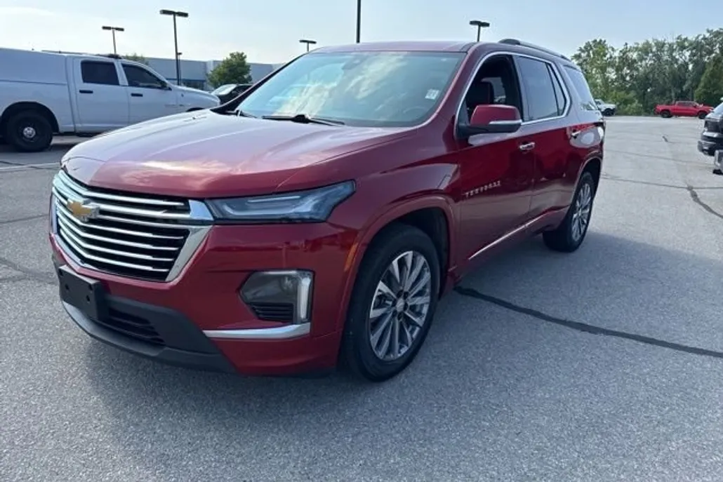 2023 Chevrolet Traverse Premier photo 1