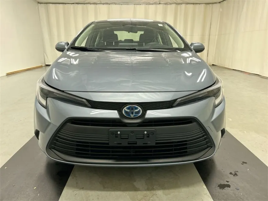 2023 Toyota Corolla Hybrid LE photo 1